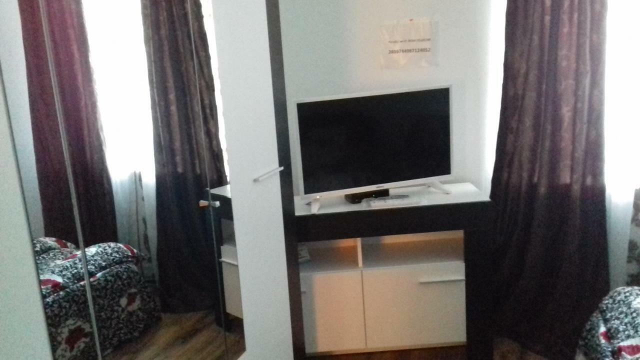 Casa Leonardo 호텔 Haţeg 외부 사진